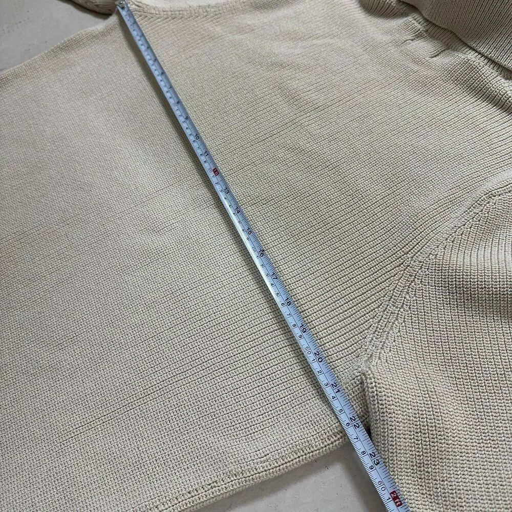 H&M chest 22